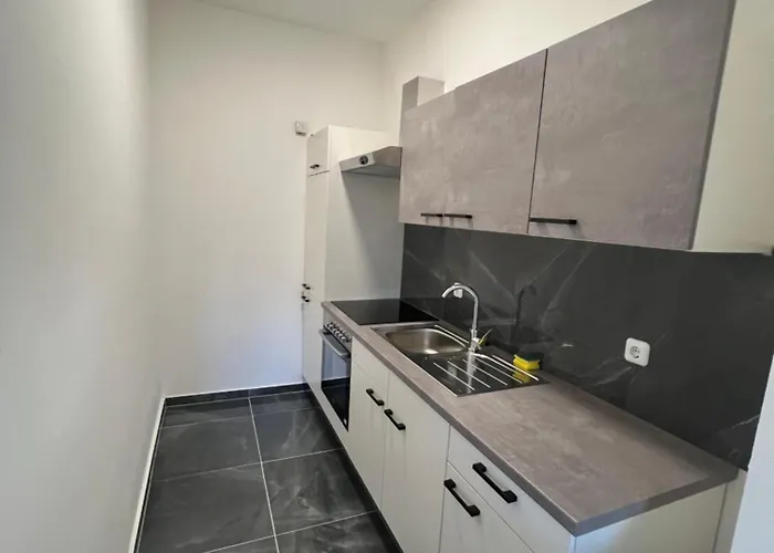 Krasniqi * Honigsberg