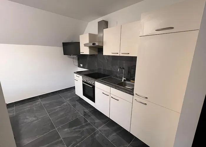 Krasniqi * Honigsberg