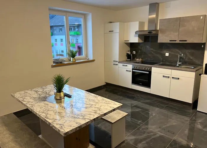 Krasniqi * Honigsberg